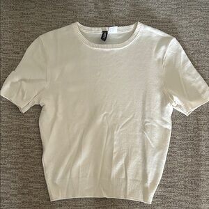 H&M Cream Short Sleeve Tee
